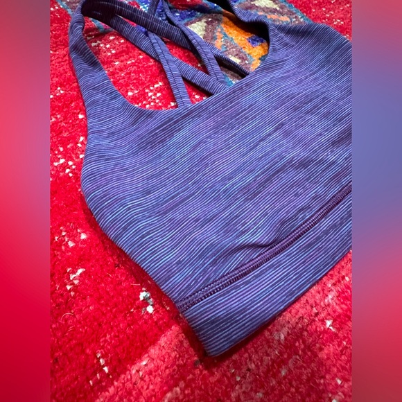 LULULEMON purple sports bra sz 4 - Picture 3 of 4